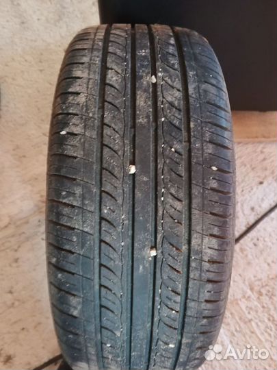 Maxrun Efficia 195/50 R15 и 195/50 R15 86H