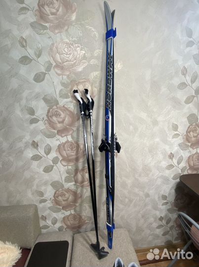 Лыжи беговые компленкт Лыжные ботинки