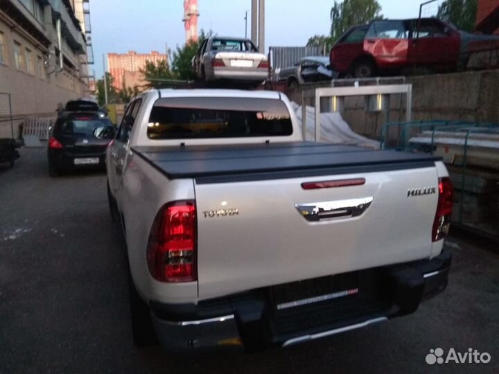 Крышка трисекции тойота хайлюкс