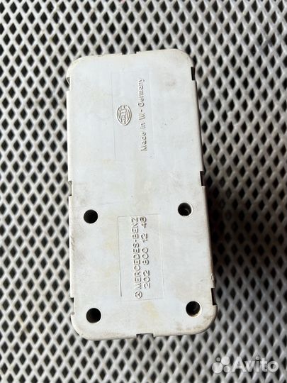 Компрессор центрального замка Mercedes-Benz