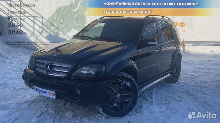 Поддон масляный двигателя Mercedes-Benz ML55AMG (W