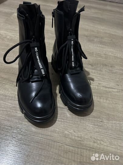 Полусапоги,37