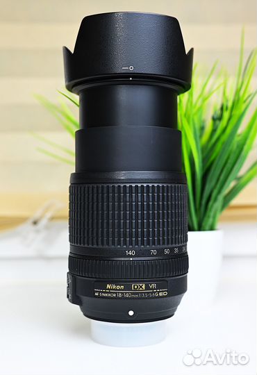 Nikon 18-140mm f/3.5-5.6G ED VR DX AF-S