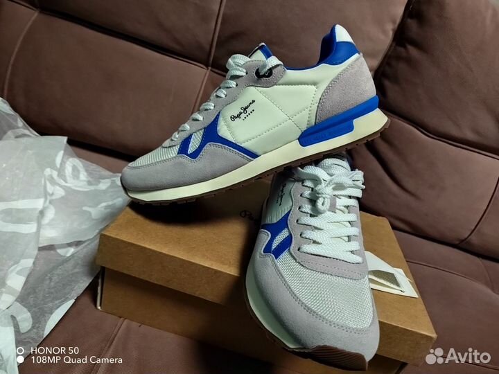 Кроссовки мужские 43 размера новые