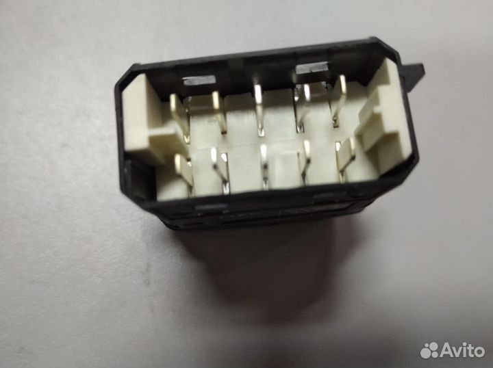 Выключатель для автомобилей Scania 5 T series 2004