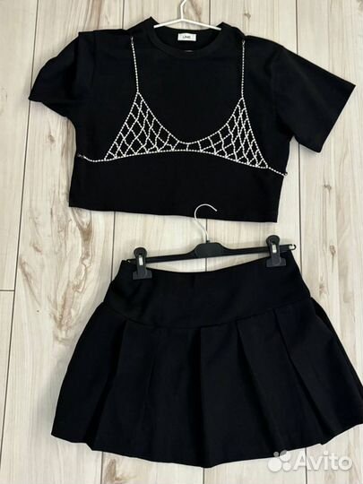 Юбка и футболка