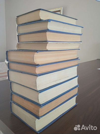 Библиотека поэта