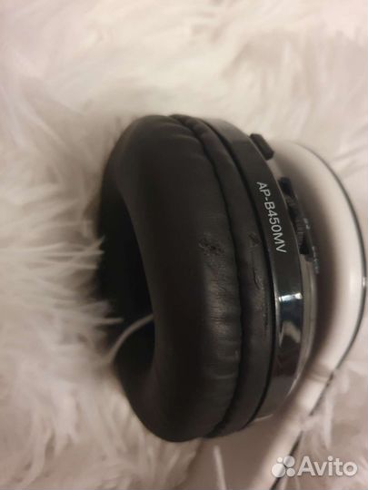 Беспроводные наушники Sven AP-B450MV чёрно-белые