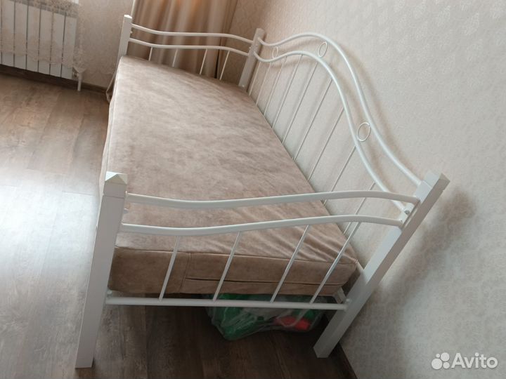 Диван-кровать