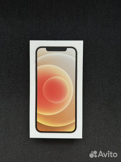 Коробка от iPhone 12