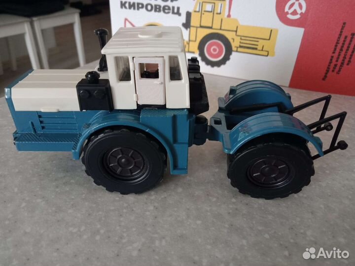 Трактор Кировец СССР металл м. 1/43