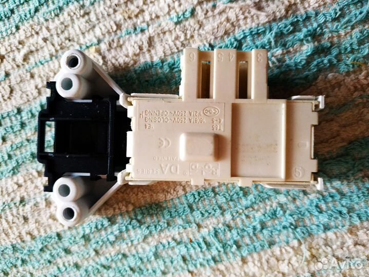 Замок Люка для стиральной машины Hansa