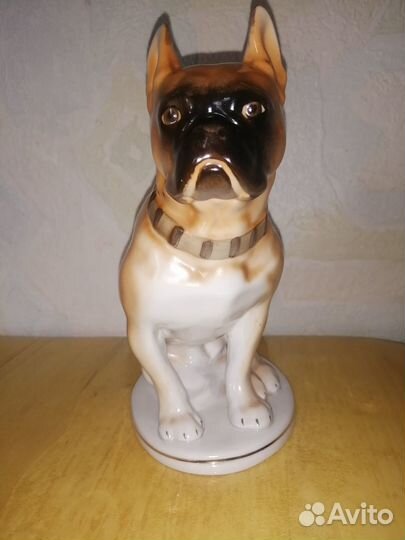 Статуэтка бульдог