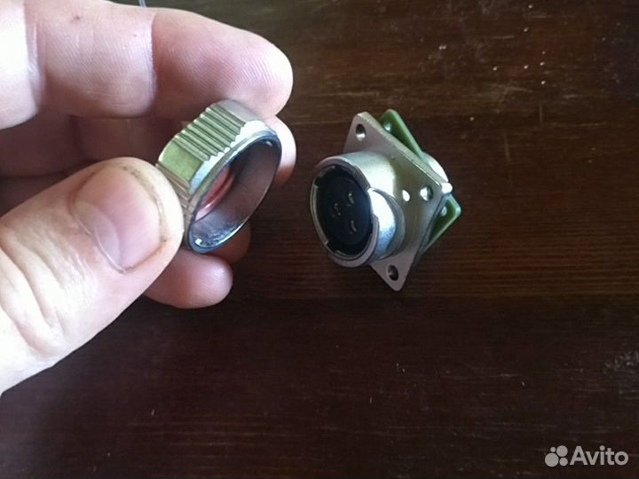 Разъём герметичный. Силовой