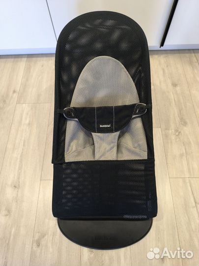 Шезлонг для новорожденных babybjorn