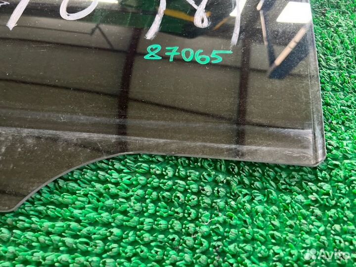 Стекло двери лев. зад. Mercedes-benz GLK-class, GL