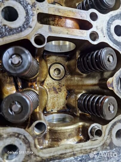 Головка блока цилиндров левая Субару Легаси 2 2.0