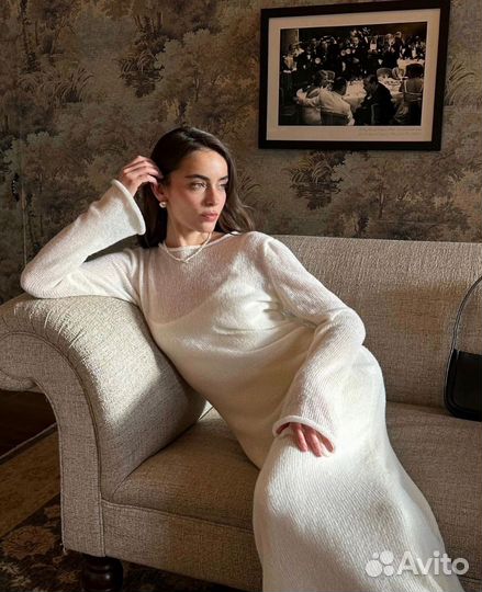 Платье вязанное