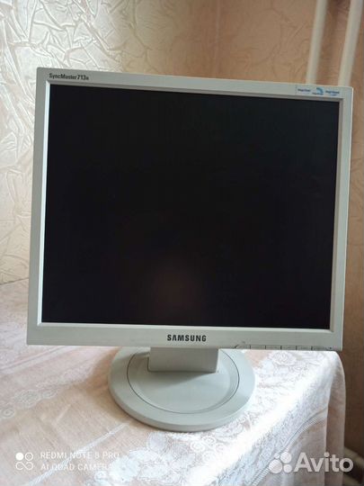 Монитор Samsung syncmaster 713N
