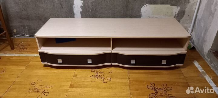 Тумба под телевизор