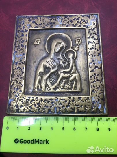 Икона меднолитая плашка Богородица Тихвинская