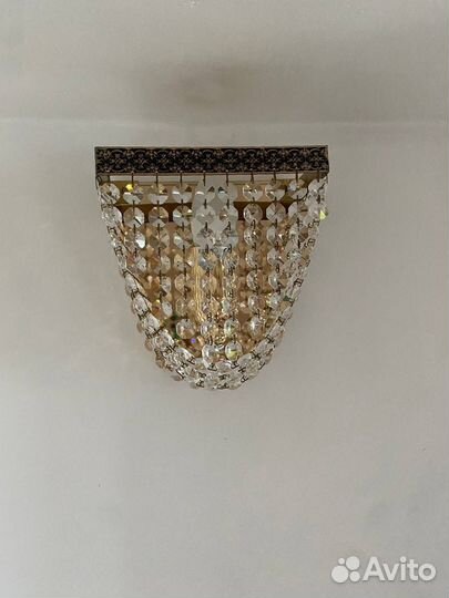 Настенный светильник бра