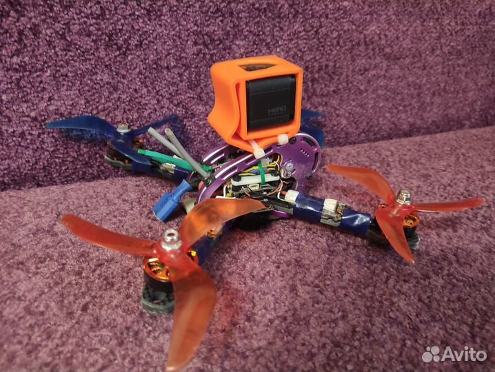 Гоночный квадрокоптер