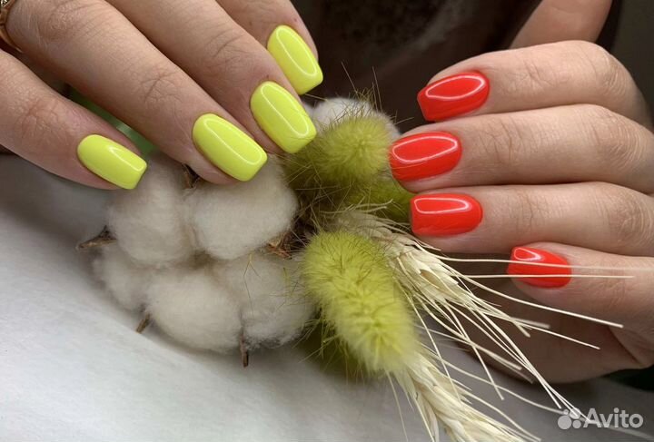 Маникюр и педикюр