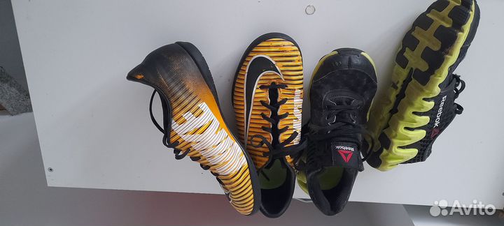 Кроссовки 24см