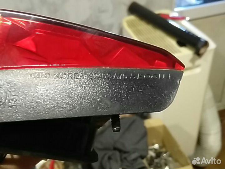 Оригинальный фонарь левый внутренний Kia Cerato 3