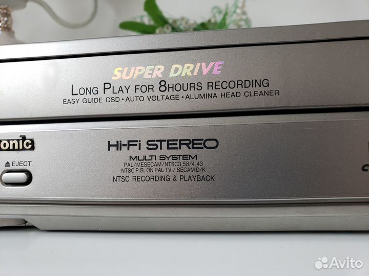 Видеомагнитофон Panasonic NV-FJ8 Hi-Fi Stereo