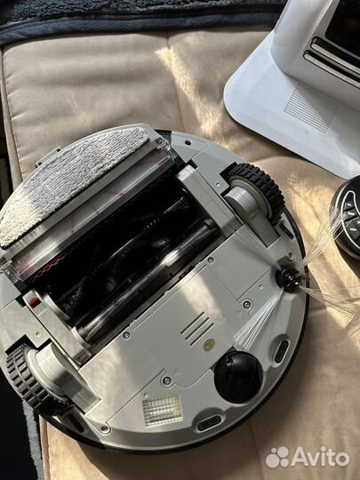 Робот пылесос Clever&clean 210a