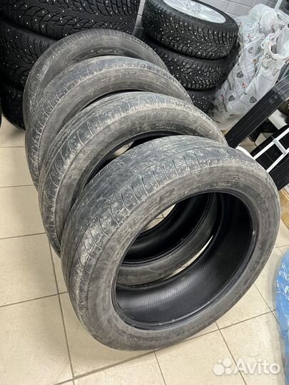 Bridgestone Dueler H/T 33 235/55 R20