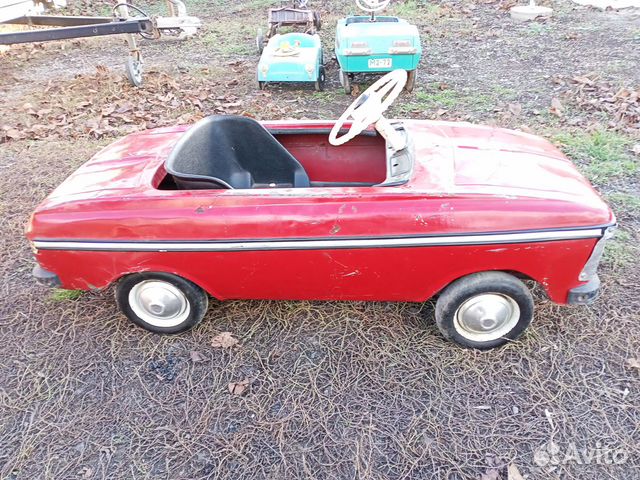 Детская педальная машина СССР