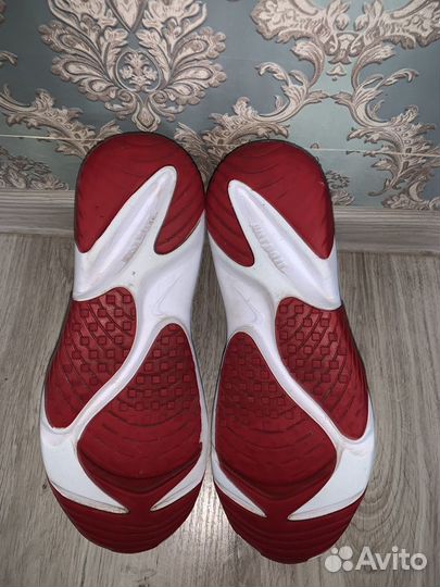 Кроссовки Nike Zoom 2K