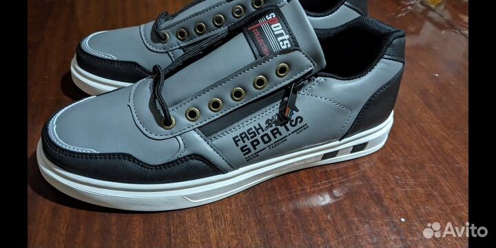 Кроссовки мужские