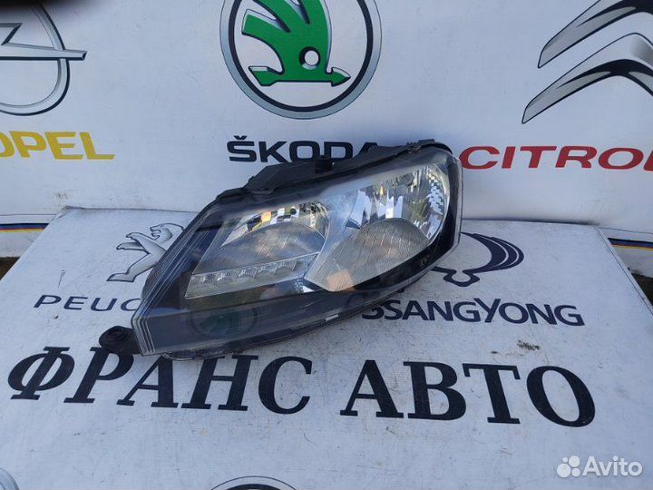 Фара левая Skoda Rapid 2017-2020