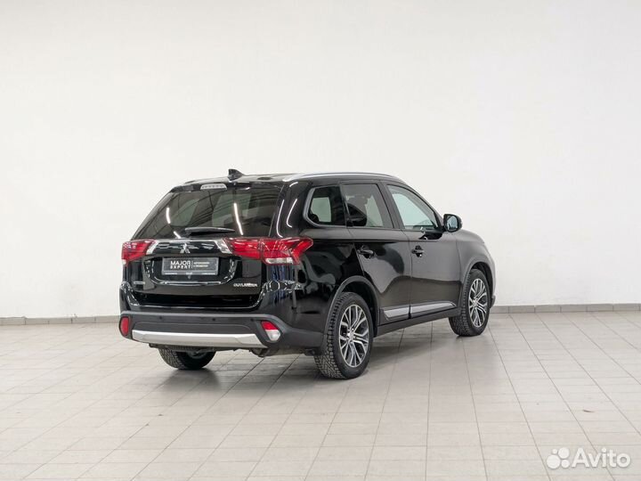 Mitsubishi Outlander 2.0 CVT, 2018, 113 794 км