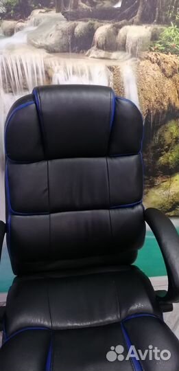 Кресло руководителя компьютерное отл