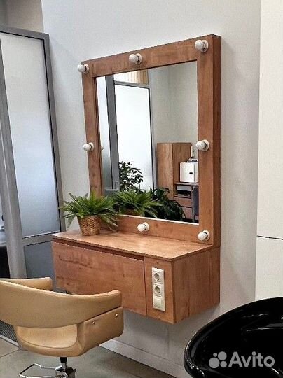 Тумба с зеркалом