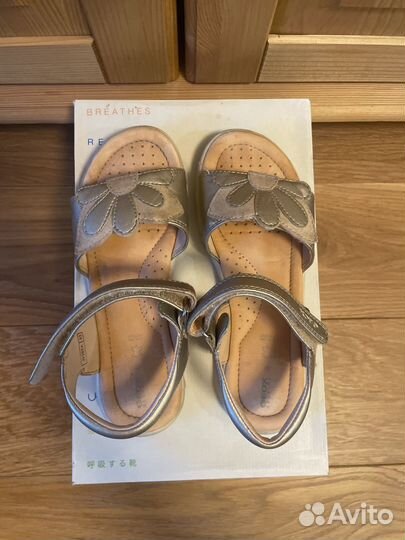 Сандалии для девочки 33 размер Geox