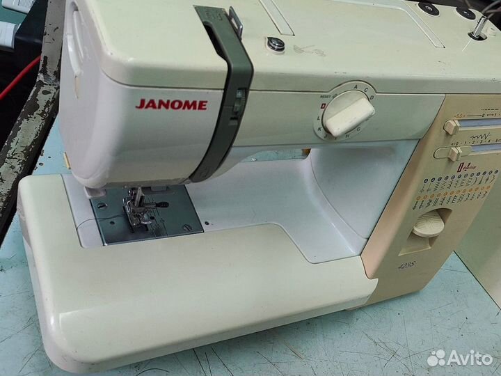 Janome 423s
