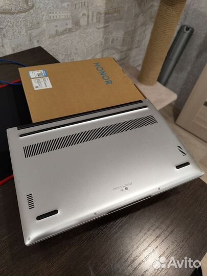 Honor magicbook x 14 ноутбук