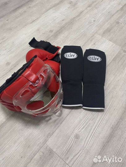 Полный комплект защиты для занятия борьбой