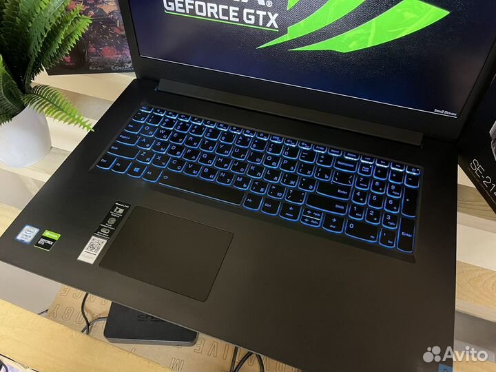 Lenovo 17.3 дюйма GTX 1650 SSD 256 М2+1Tb HDD