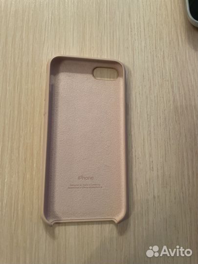 Чехол на iPhone 8 оригинал в отличном состоянии