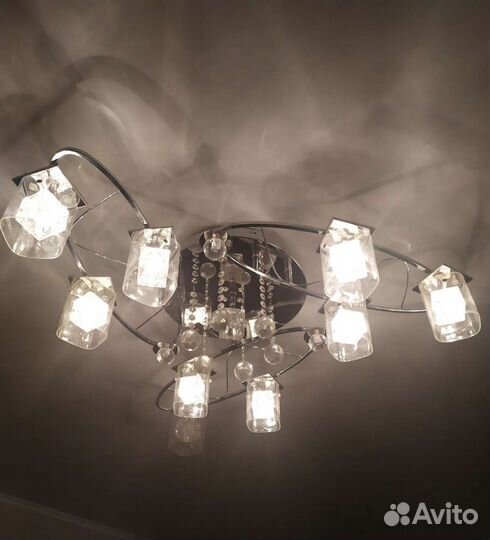 Люстра с пультом