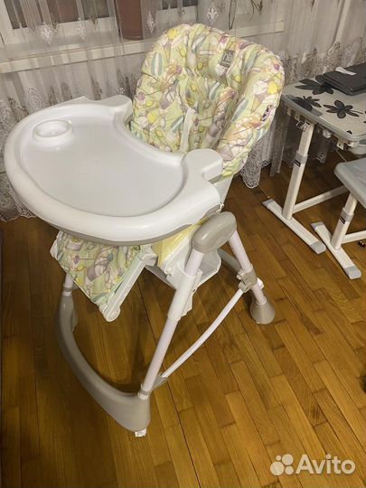 Стульчик для кормления Happy Baby