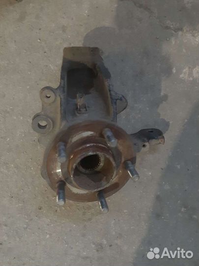 Поворотный кулак