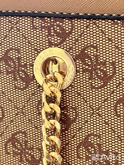 Новая сумка Guess